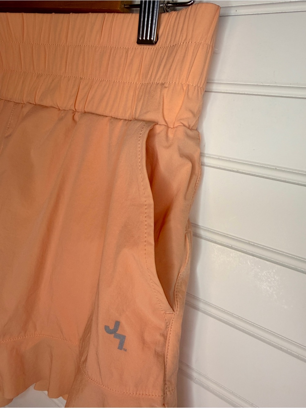 JoyLab Peach Athletic Flowy Shorts w/ Built-In Liner Sz M - Picture 4 of 10